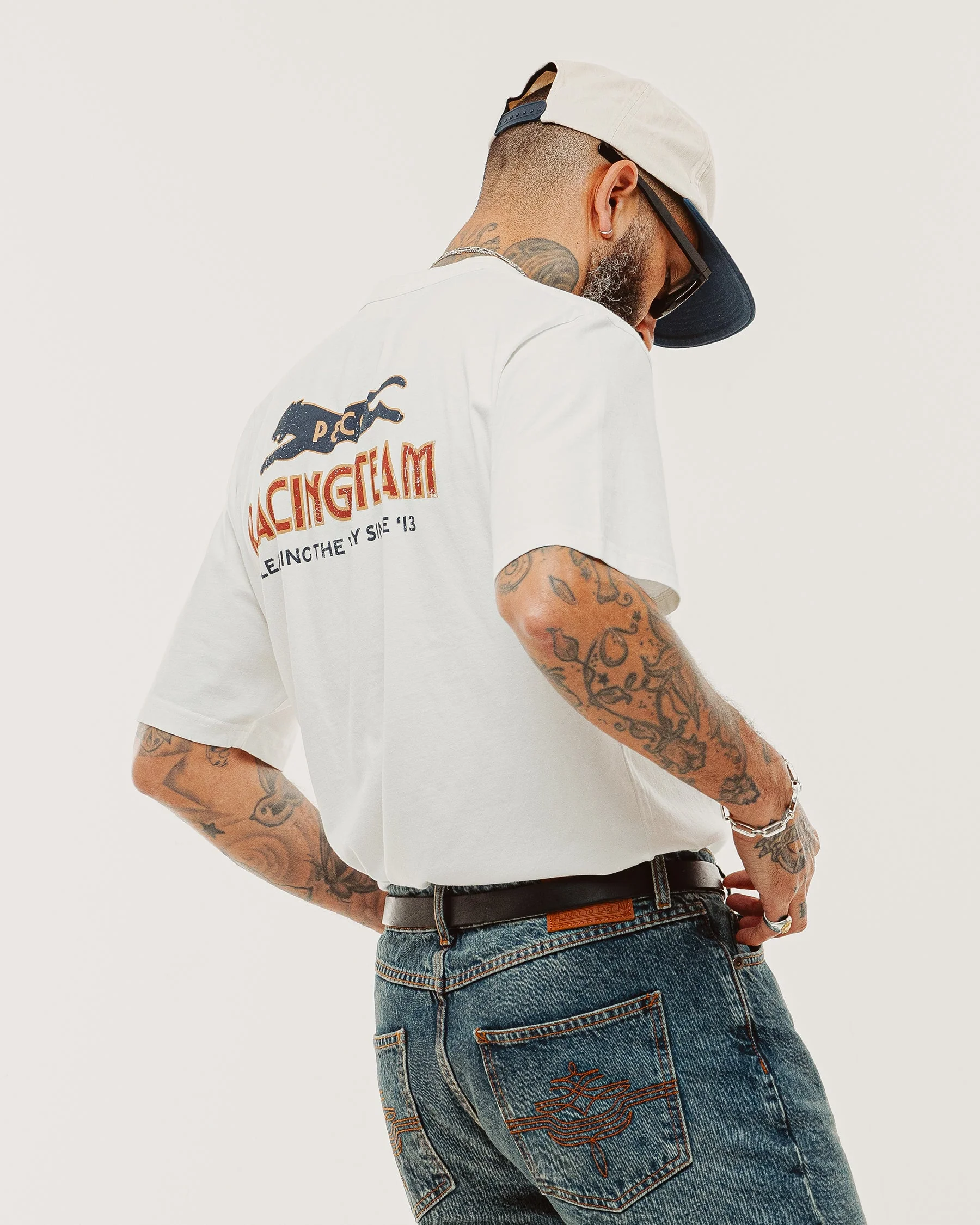 Leading The Way T-Shirt - Off White - Image 2