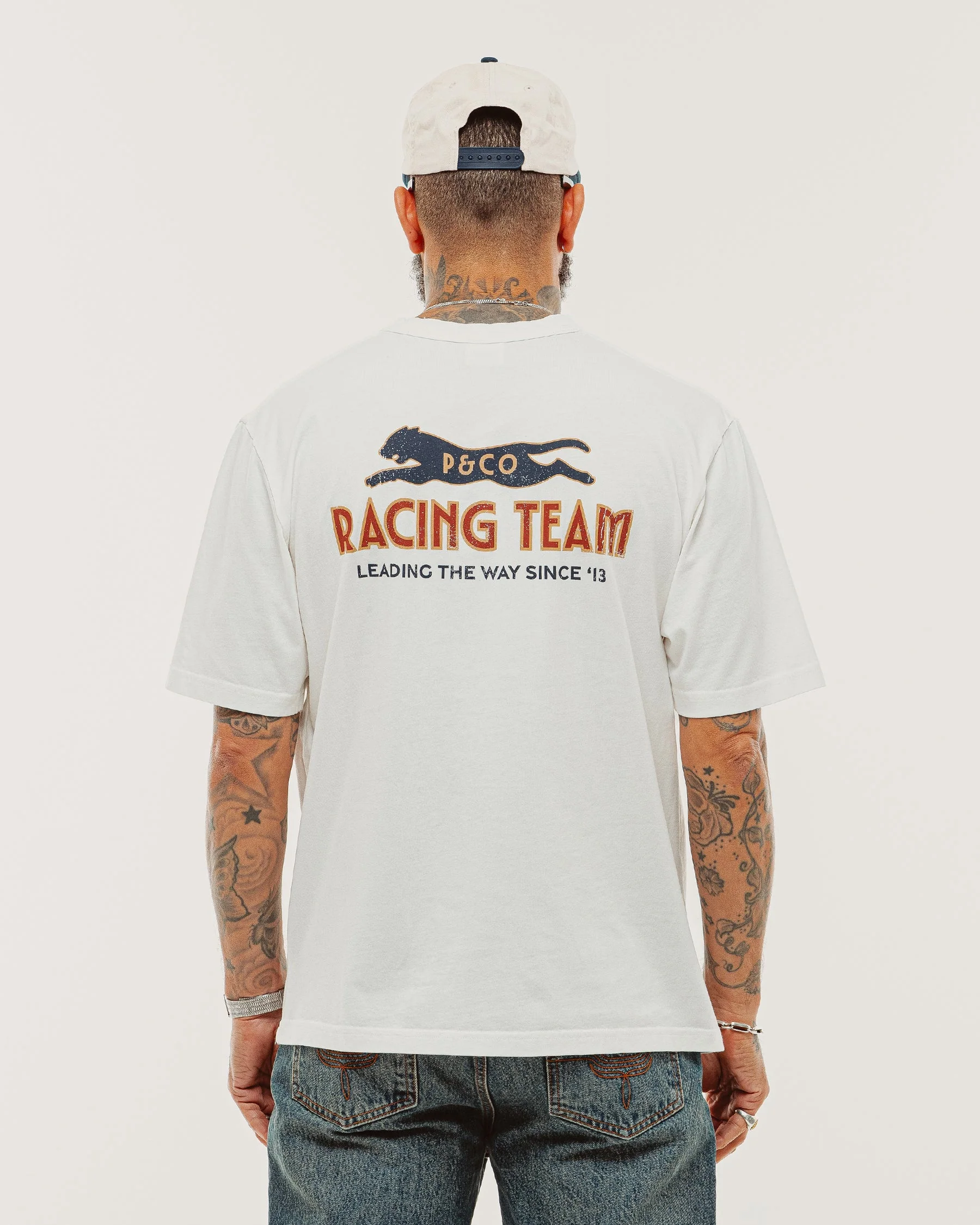 Leading The Way T-Shirt - Off White - Image 8