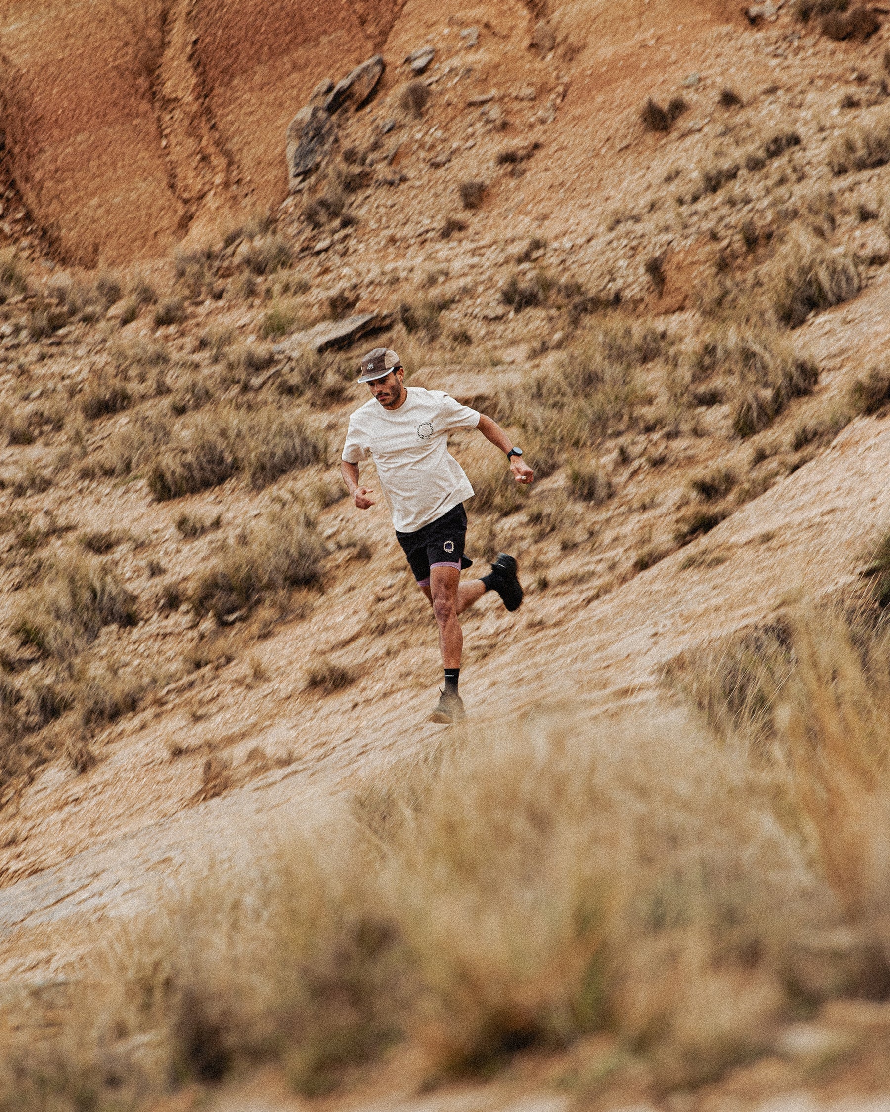 Mindset 2-in-1 Trail Short - Black & Plum - Image 4