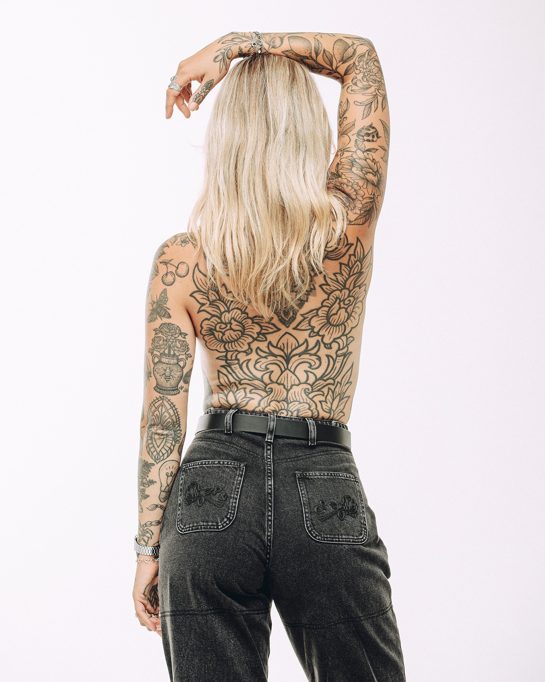 Rosa High Waisted Jean - Washed Black - Image 10