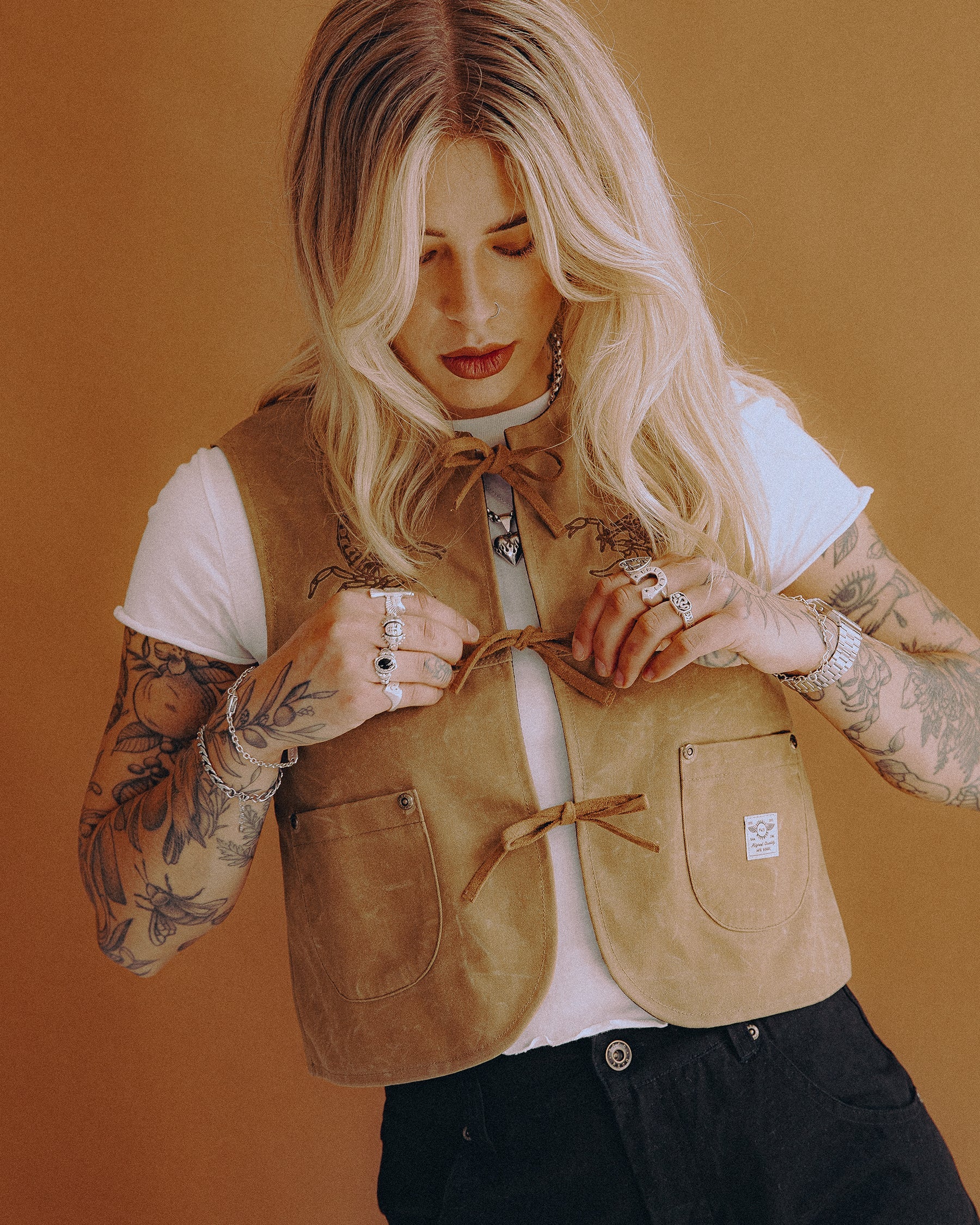 Scorpio Nomad Waxed Vest - Tan - Image 8