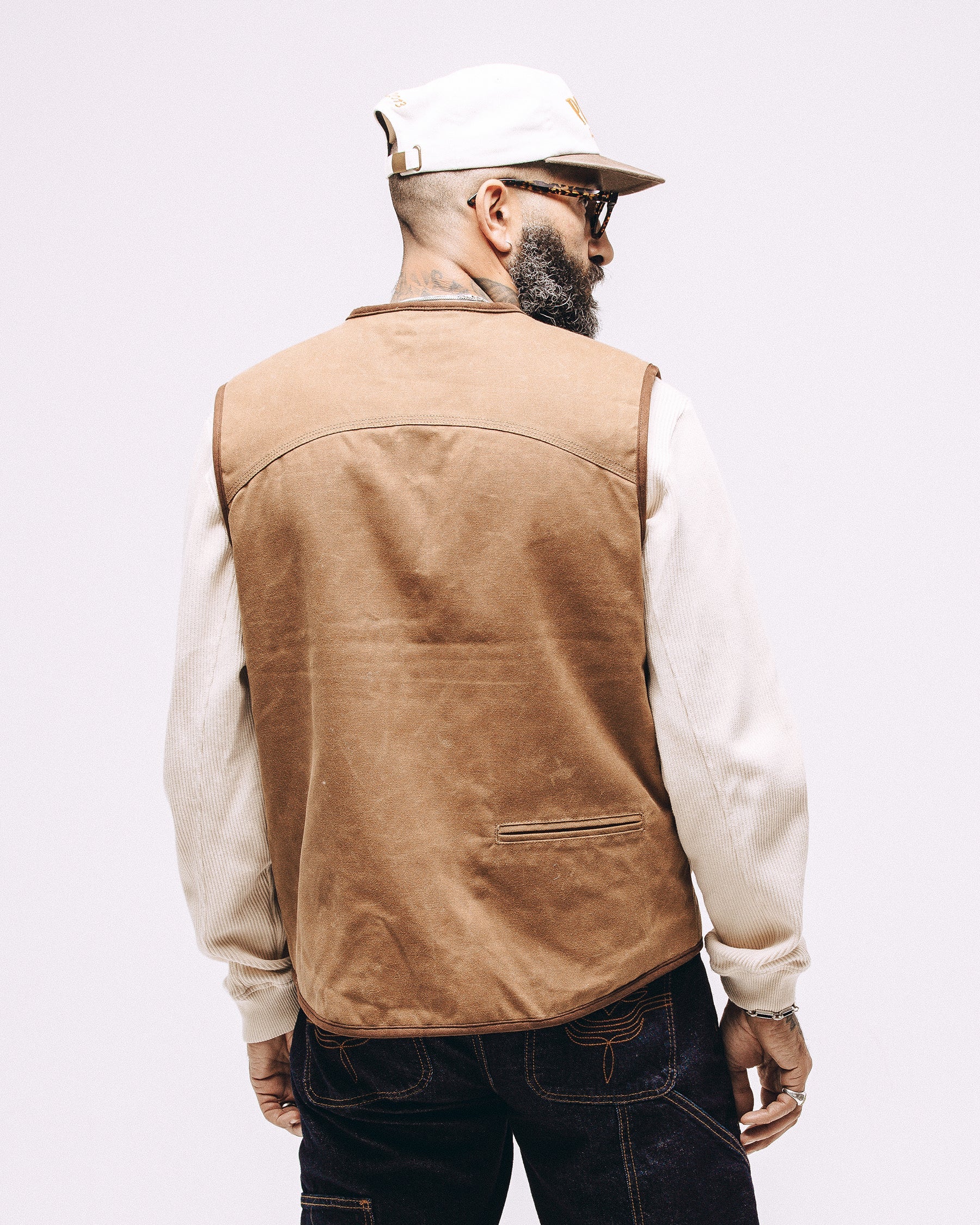Wayfinder Sherpa Lined Waxed Vest - Tan - Image 10