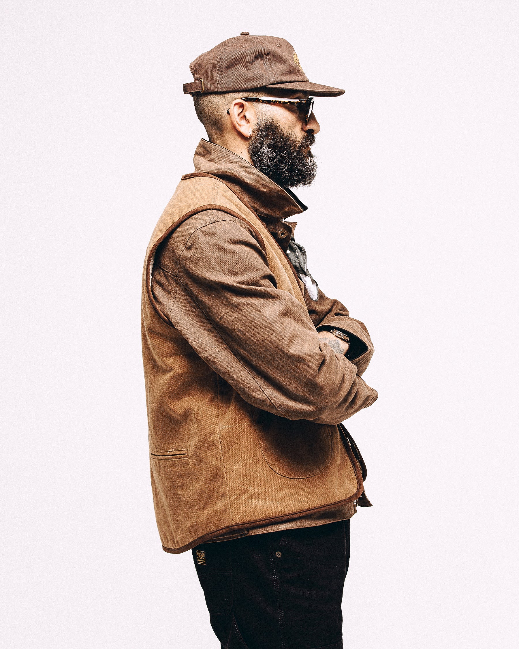 Wayfinder Sherpa Lined Waxed Vest - Tan - Image 8