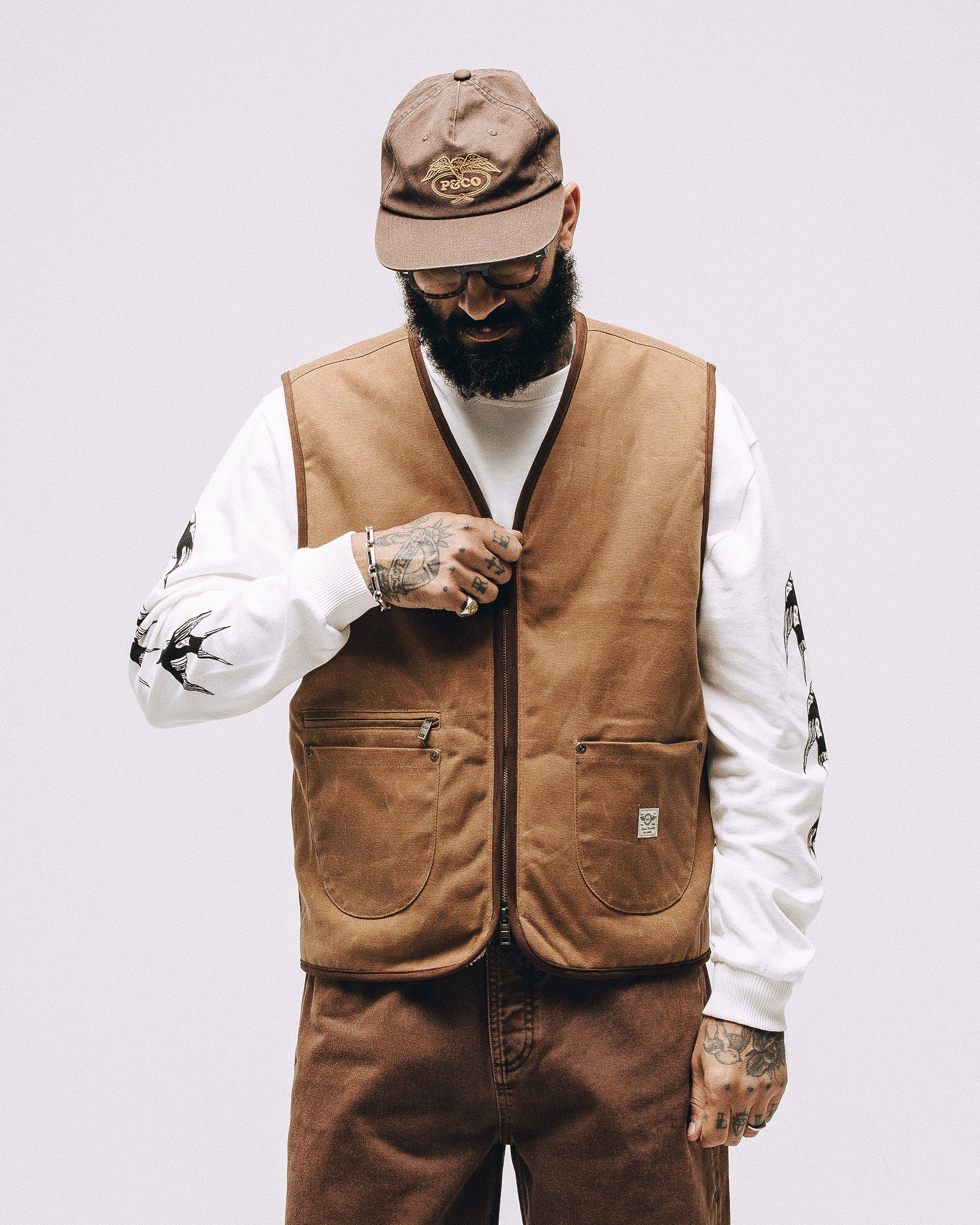 Wayfinder Sherpa Lined Waxed Vest - Tan - Image 9